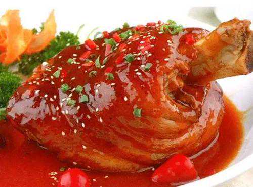 冰糟肘子 传统名菜 色泽红亮 肉香味浓 质地酥烂 多谢关注