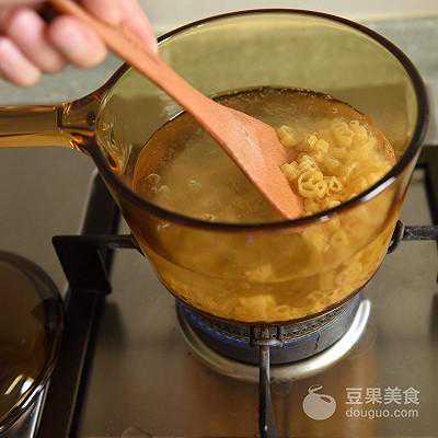 包莲藕猪肉馅饺子，牢记“1泡2裹3和馅”，饺子清爽好吃不发黑