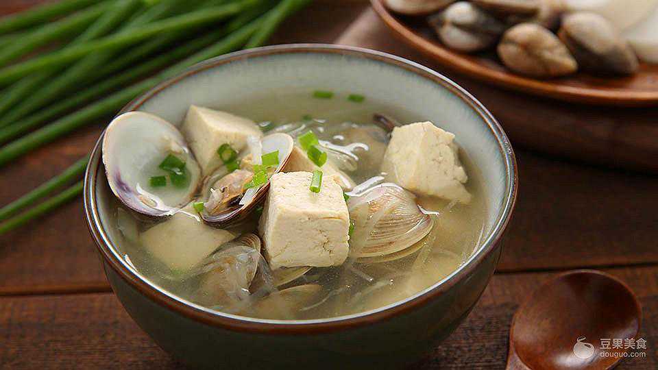 白贝豆腐萝卜汤，夏季消暑滋补必备