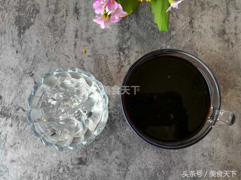 自制红糖冰凉粉，1盒凉粉，1把红糖，冰爽整个夏天！